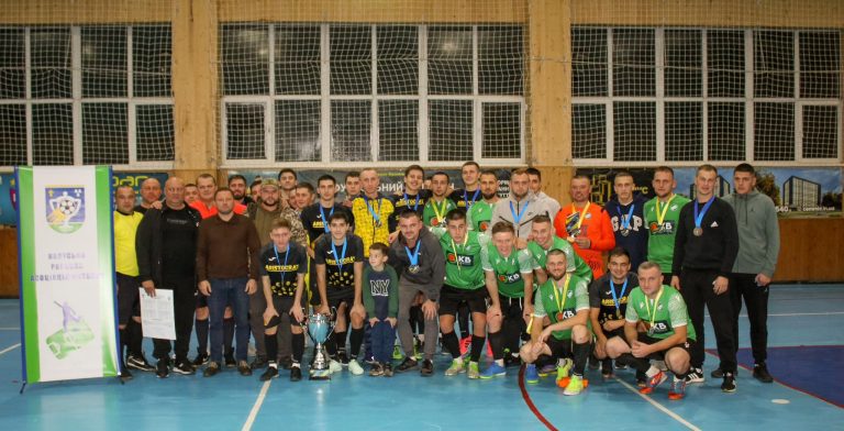 У Калуші на благодійному футбольному турнірі зібрали понад 55 тисяч гривень для ЗСУ (ФОТО) 4 404353238 371864705365036 7132297734309756518 n