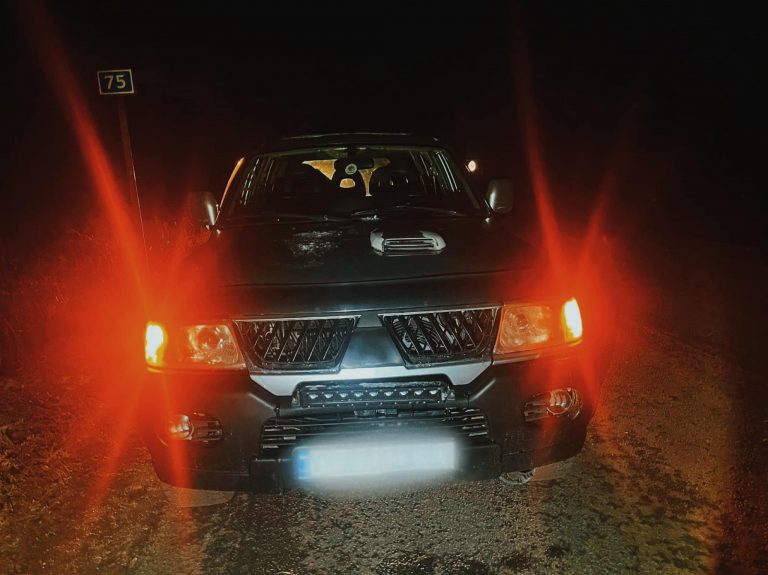 На Косівщині водій легковика наїхав на нетверезого пішохода (ФОТО) 1 405763847 343600288314207 5926348933141591683 n