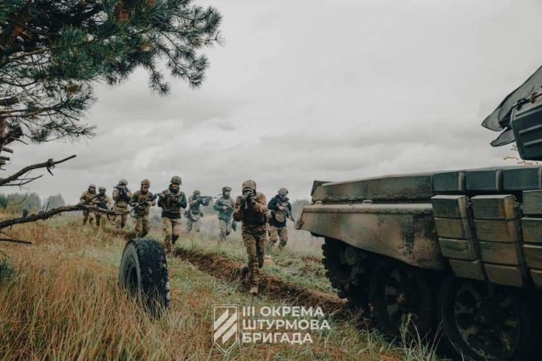 Українські воїни знищили ще 1190 окупантів і 13 ворожих танків 8 FB IMG 1700377586412