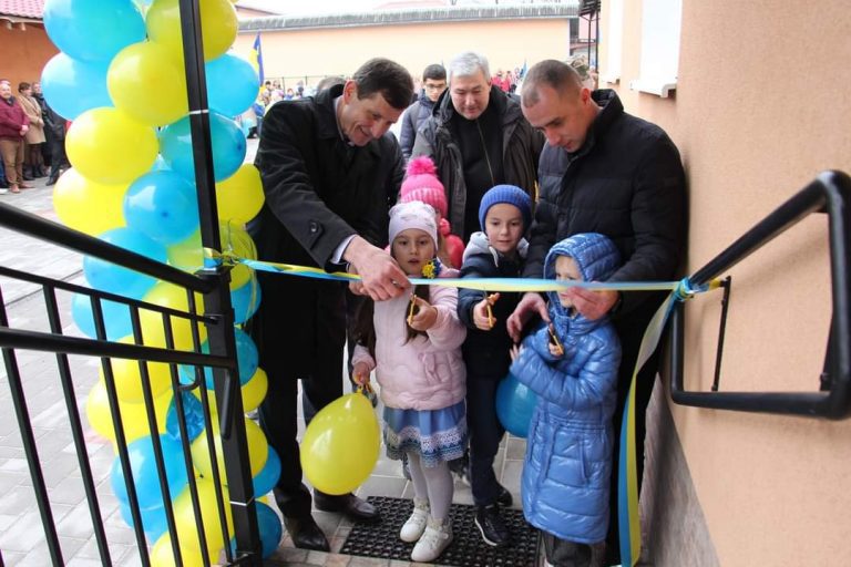 У Делятинській громаді відкрили новий спортивний зал 5 FB IMG 1700464039150