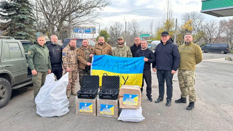 Голова Надвірнянської громади з’їздив на Схід та передав допомогу військовим (ВІДЕО) 10 received 244935945244193