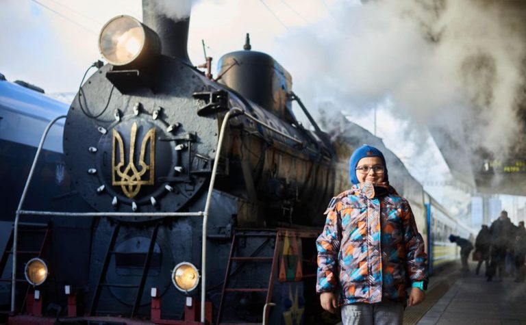 "Укрзалізниця" призначила Різдвяний експрес: графік руху ретро-поїзда 14 271642201 5054320954601652 3118381653022221401 n