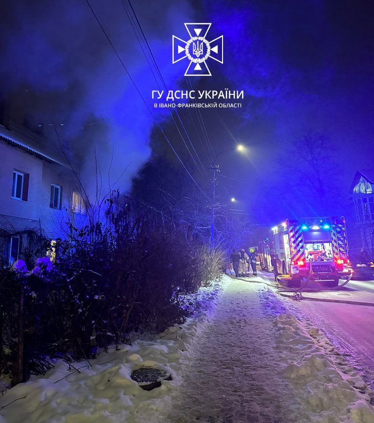 У Франківську горіла квартира: вогнеборці врятували чоловіка (ФОТО) 6 406444506 666342062321827 8297696405697117088 n