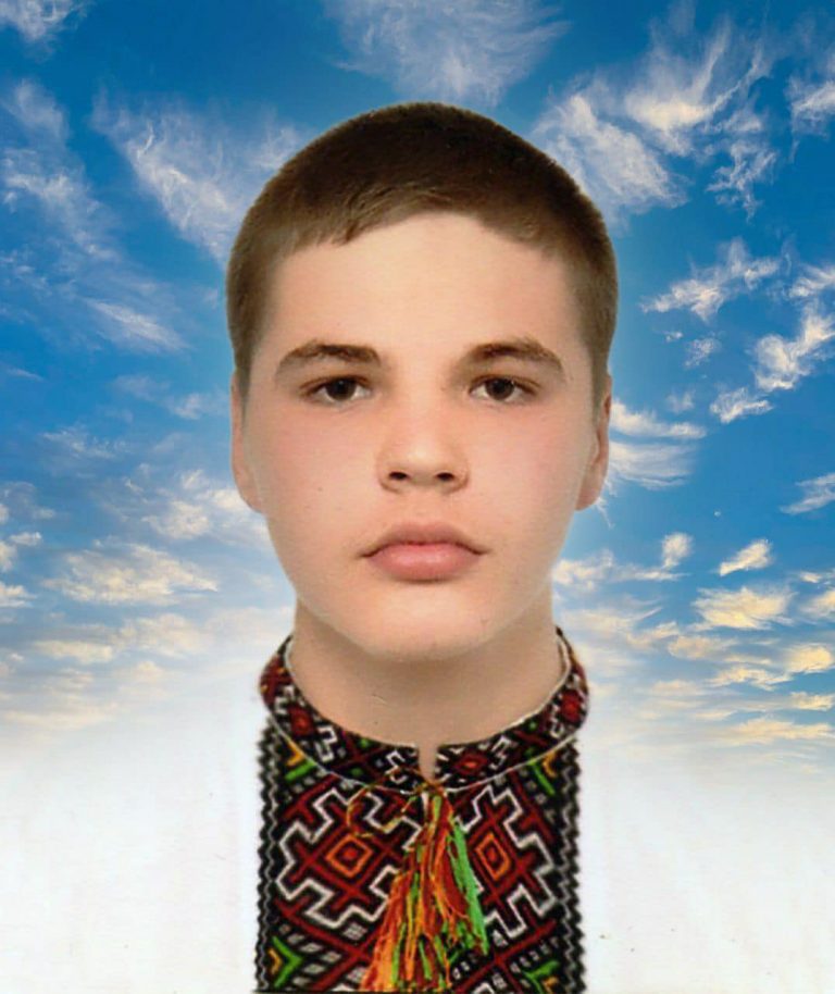 Навіки 22: на війні загинув прикарпатець Василь Непеляк (ФОТО) 7 409996920 786918049927393 693957850059806673 n