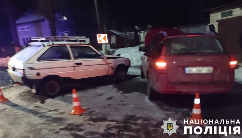 На Львівщині зіткнулися "Таврія" та "Кіа": водій та водійка у лікарні (ФОТО)