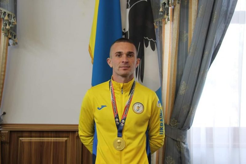 Спортсмен з Косівщини - чемпіон світу з футболу: як його вітали в РДА (ФОТО)