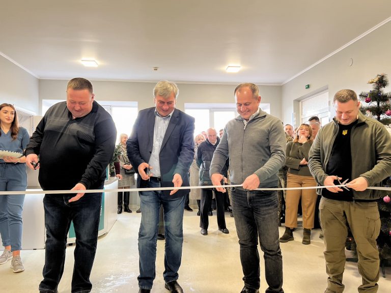 У Коломийській лікарні відкрили реабілітаційне відділення 5 412933056 670817031888340 8046221027955754985 n