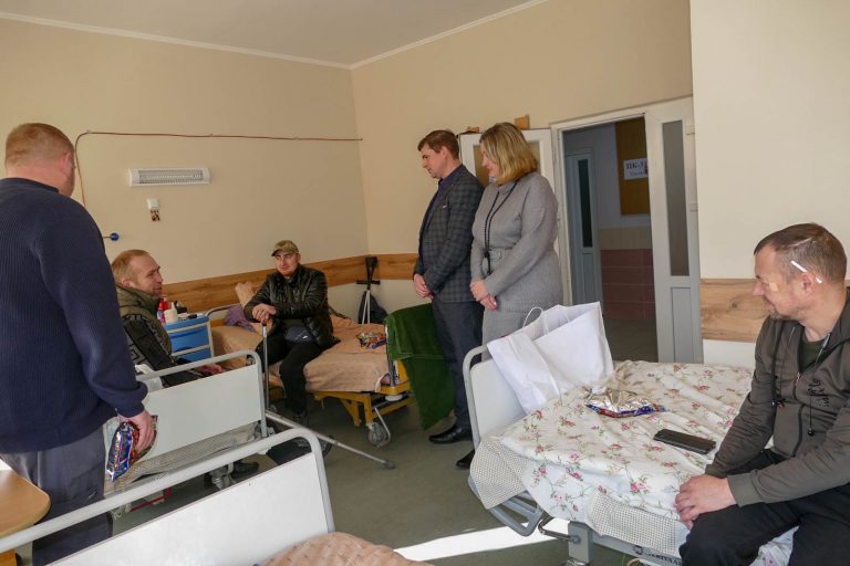 Голова Калуської громади відвідав військових, які проходять реабілітацію в місті (ФОТО)