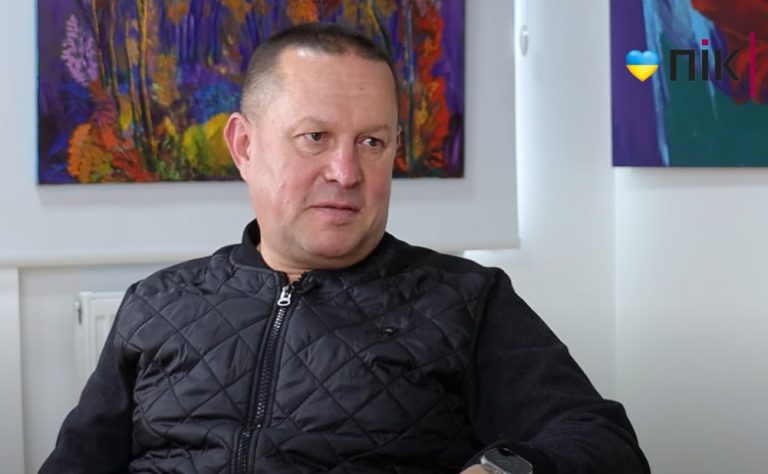 Корови, сіно та батьківський ремінь: очільник Надвірнянської громади розповів про своє дитинство (ВІДЕО) 8 888