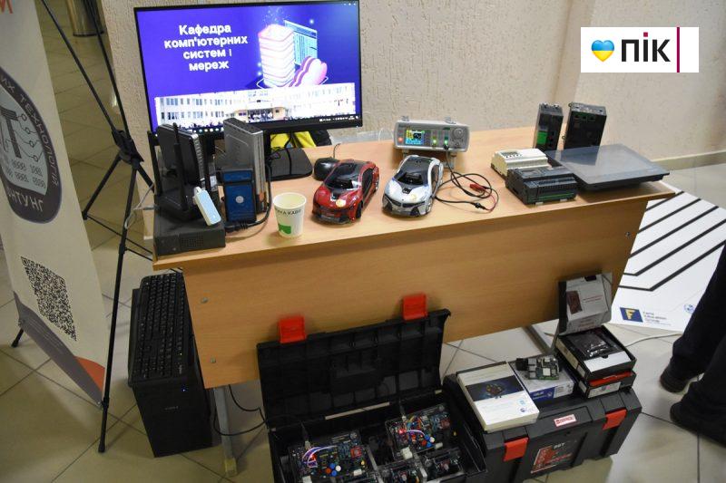 ІФНТУНГ відчинив свої двері для майбутніх абітурієнтів (ФОТОРЕПОРТАЖ) 16 DSC 0091 scaled