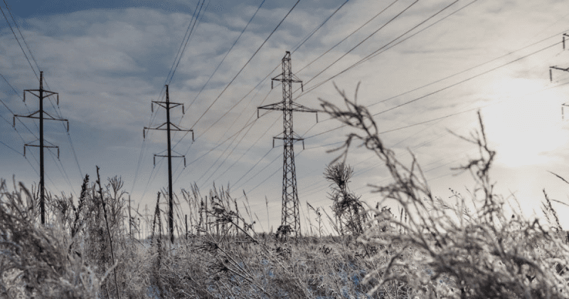 У Львівській області на ранок третього грудня повністю без електропостачання 154 населені пункти