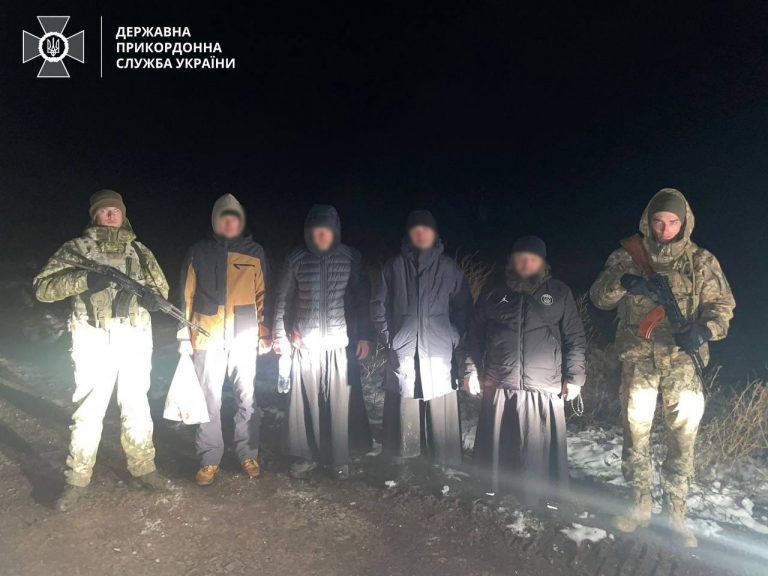 Прогулянка за 12 тисяч доларів: на кордоні з Україною затримали "батюшок" (ФОТО) 3 photo 2023 12 12 09 47 31