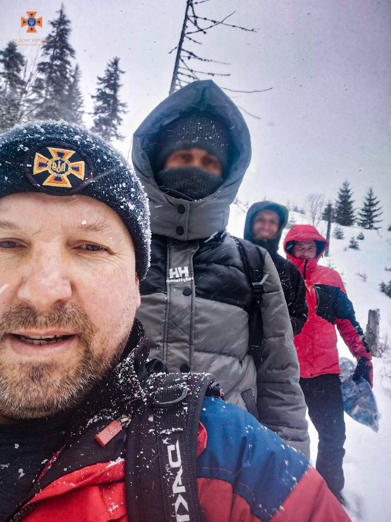 У Карпатах заблукали двоє туристів, які піднімалися на Говерлу (ФОТО) 4 414480113 758887549598814 4648716386130314583 n