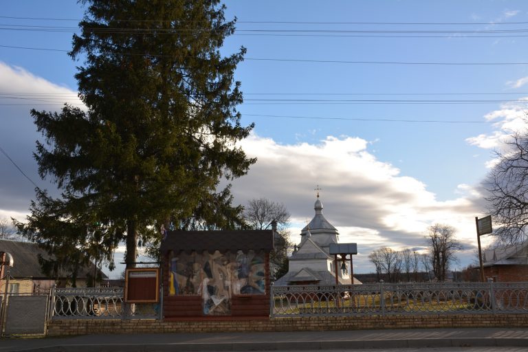 Єдина в Івано-Франківській області: на Надвірнянщині 7 рік поспіль встановлюють рухому шопку (ФОТО) 5 Єдина в Івано-Франківській області: на Надвірнянщині 7 рік поспіль встановлюють рухому шопку (ФОТО)