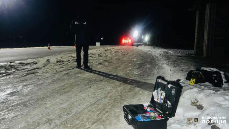 У Кутській громаді 19-річний водій збив дівчину: вона померла у лікарні (ФОТО) 12 У Кутській громаді 19-річний водій збив на смерть дівчину (ФОТО)