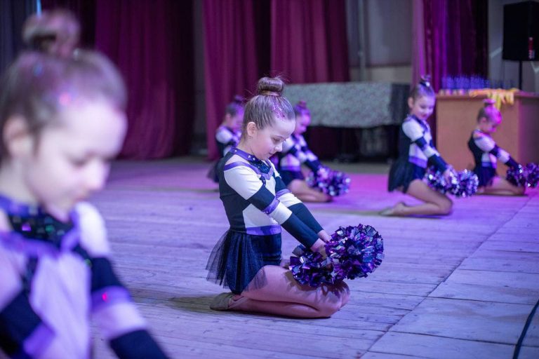 У Франківську відбувся перший міський чемпіонат з Черлідингу (ФОТО) 11 419892496 770068448487917 5330871712646939213 n