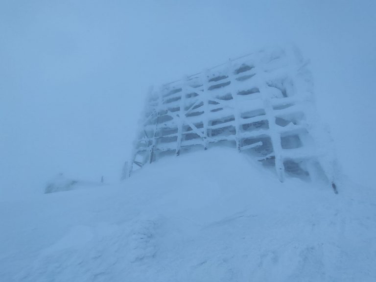 На Піп Івані температура повітря опустилася до 16° морозу 10 421105033 769310548559059 6162398034233410046 n