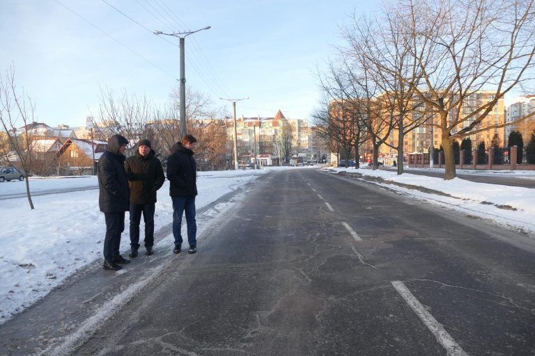 У Калуші 80% доріг потребують капітального ремонту - мер 3 У Калуші 80% доріг потребують капітального ремонту - мер