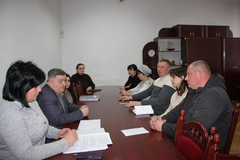 У Болехові обговорили пошук робітників для будівництва фортифікаційних споруд на Донеччині