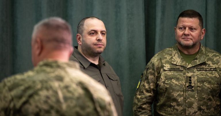 "Такі "стрес-тести", як вчорашній, - це вже постріл в голову", - офіцер ЗСУ з Прикарпаття 12 471db90d80e287e0b80ef3c22d22512c