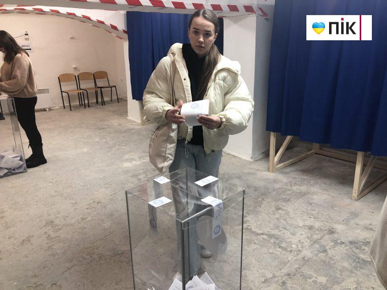 У Франківську розпочався другий тур виборів ректора ІФНМУ (ФОТОрепортаж) 3 IMG 0788