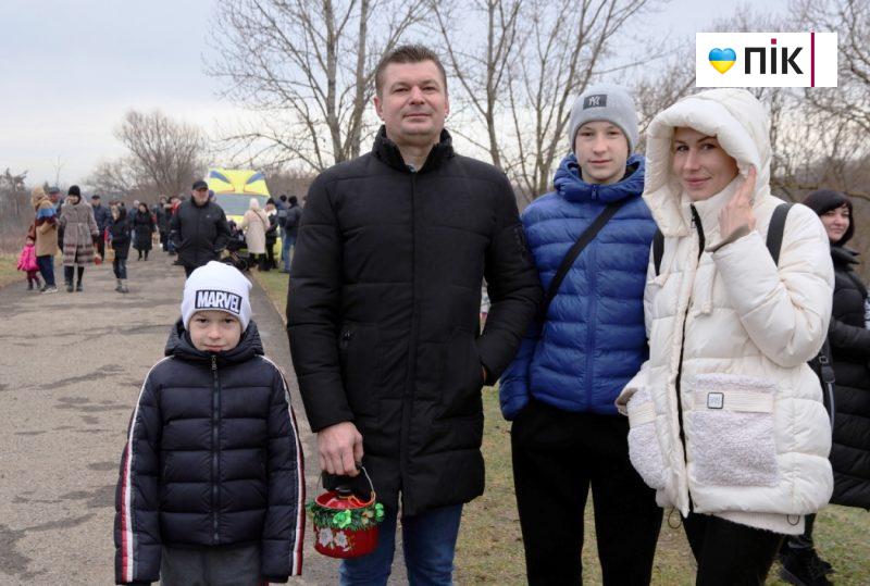 Люди Прикарпаття: як на Бистриці-Надвірнянській у Франківську освячували воду (ФОТО) 12 IMG 6028 2 scaled