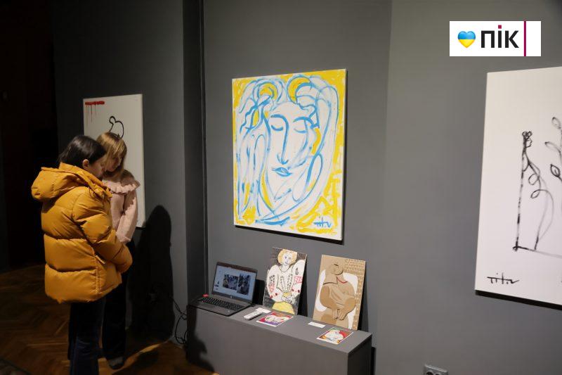 "Дивись і торкайся": у Франківську презентували виставку «Побачити скарби разом!» (ФОТО) 9 IMG 6352 2 scaled