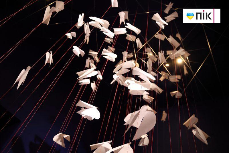 "Дивись і торкайся": у Франківську презентували виставку «Побачити скарби разом!» (ФОТО) 15 IMG 6632 2 scaled