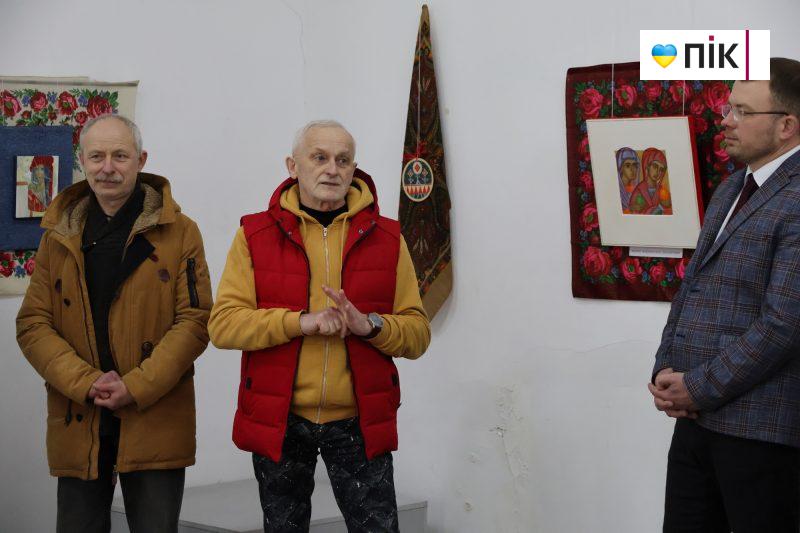 Люди Прикарпаття: виставка-проєкт “Хустина” Ольги Мороз (ФОТО) 13 IMG 8598 2 scaled