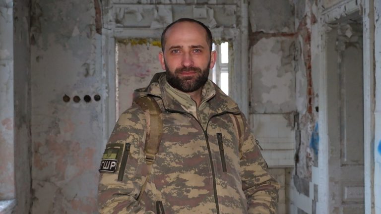 Волонтер та доброволець Володимир Шпег: історії, що надихають (ВІДЕО) 6 Волонтер та доброволець Володимир Шпег: історії, що надихають (ВІДЕО)