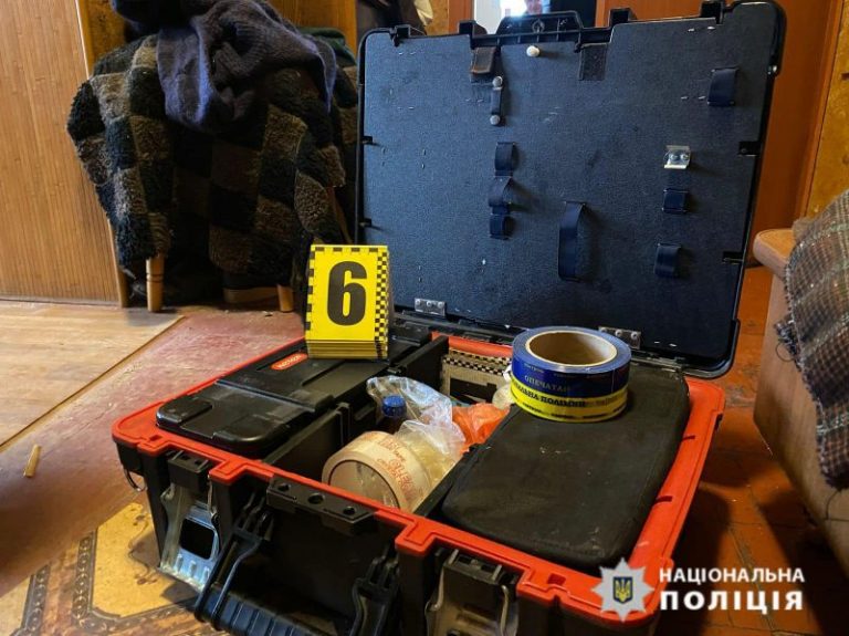 Франківця, який задушив сусідку, взяли під варту 5 417457928 395612229779679 1110030782438624434 n scaled 1
