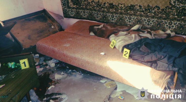 У Франківську житель Чукалівки палицею побив співчарочника та втік (ФОТО)