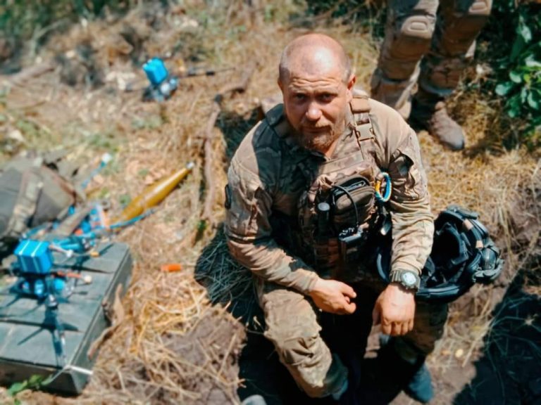 Прикарпатця нагородили нагрудним знаком «Золотий хрест» від Головнокомандувача ЗСУ 7 425745066 821353056483892 7457972296827910838 n