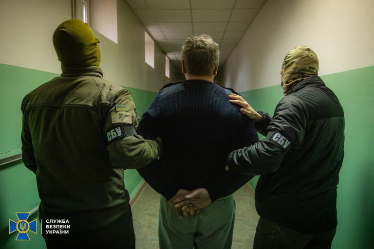 СБУ викрила потужну агентурну мережу фсб, до якої входили колишні посадовці спецслужб України (ФОТО) 9 СБУ викрила потужну агентурну мережу фсб, до якої входили колишні посадовці спецслужб України (ФОТО)