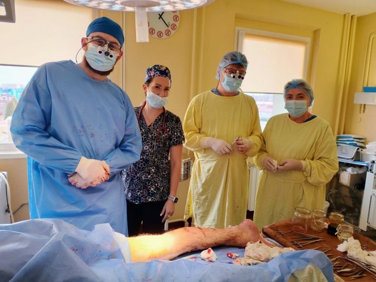 У Франківську військовому провели одну з найскладніших операцій на периферичних нервах (ФОТО) 8 У Франківську військовому провели одну з найскладніших операцій на периферичних нервах (ФОТО)