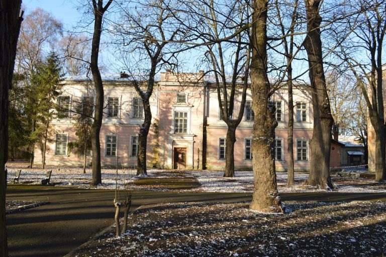 Майстерню аналогової та альтернативної фотографії облаштують на території палацу Потоцьких 8 5 5cbac2de85286