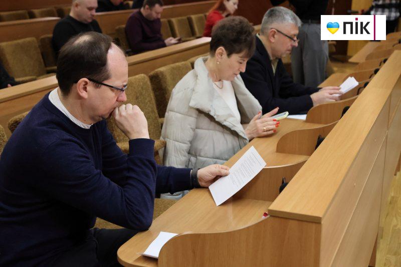 Позачергова сесія Франківської міської ради: як це було (ФОТОрепортаж) 9 IMG 0073 2 scaled