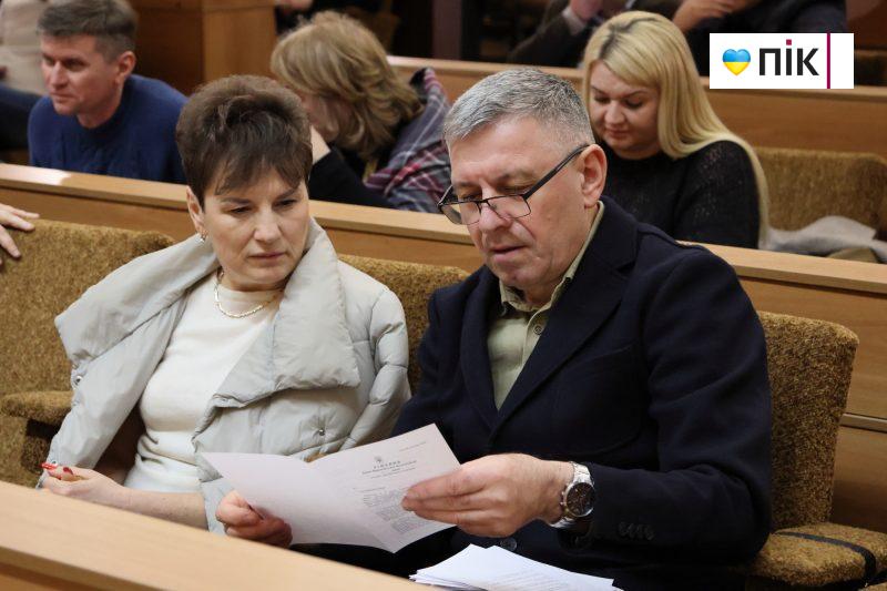 Позачергова сесія Франківської міської ради: як це було (ФОТОрепортаж) 17 IMG 0219 2 scaled