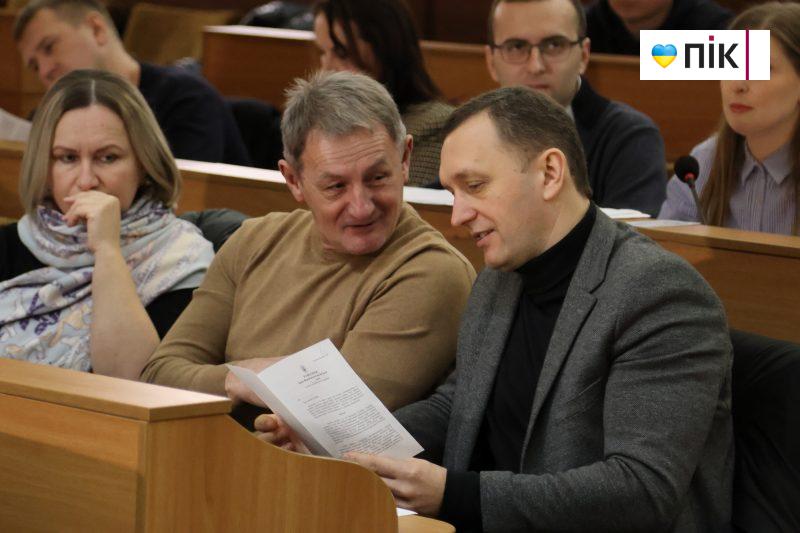 Позачергова сесія Франківської міської ради: як це було (ФОТОрепортаж) 18 IMG 0225 2 scaled