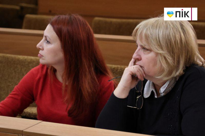 Позачергова сесія Франківської міської ради: як це було (ФОТОрепортаж) 19 IMG 0235 2 1 scaled