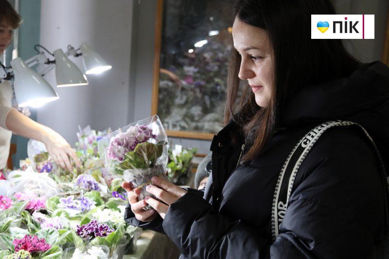 У Франківську відбувається виставка фіалок і кактусів (ФОТО) 16 IMG 9613 2 scaled