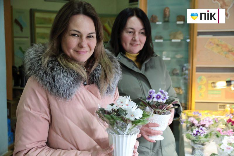 У Франківську відбувається виставка фіалок і кактусів (ФОТО) 9 IMG 9672 2 scaled