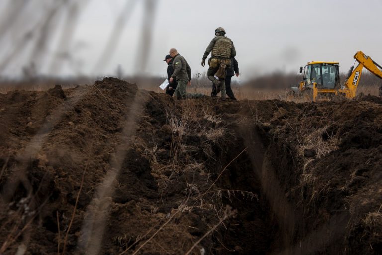 На Донеччині збудували сотні кілометрів нових укріплень вздовж лінії фронту, - Шмигаль (ФОТО) 3 photo 2024 02 13 17 12 37 2