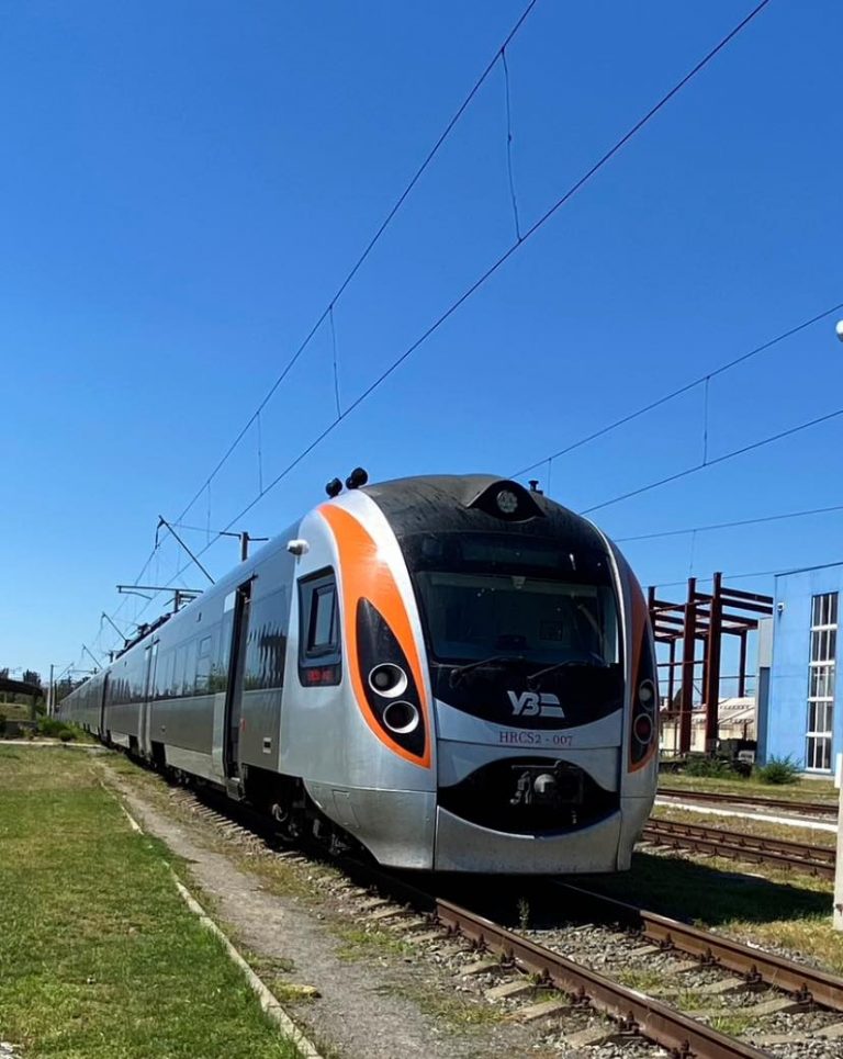 Укрзалізниця призначила додатковий поїзд до Львова: графік руху 7 432045592 732300219029091 6112239287647322037 n