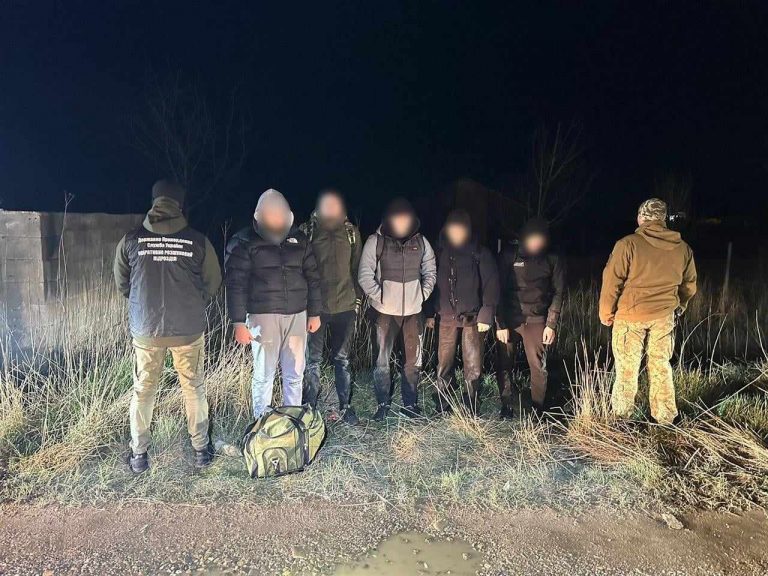 Дві групи "туристів" заплатили тисячі доларів за "подорож" Карпатами: чим все закінчилося (ФОТО) 2 433622360 744274891216276 5074449847494976871 n