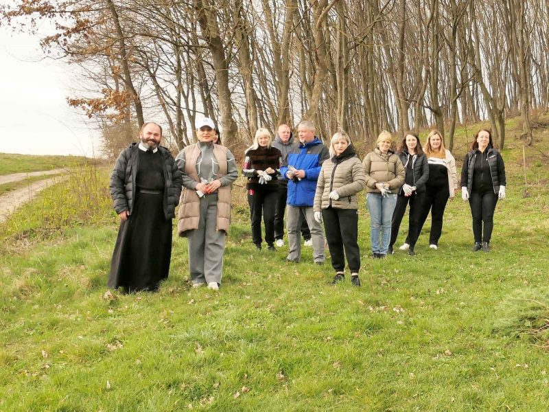 На території Погонського монастиря висадили 300 молодих дерев (ФОТО)