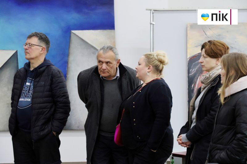 Живопис і текстиль: у Франківську відкрилась виставка "Простір" (ФОТО) 15 IMG 7600 2 scaled