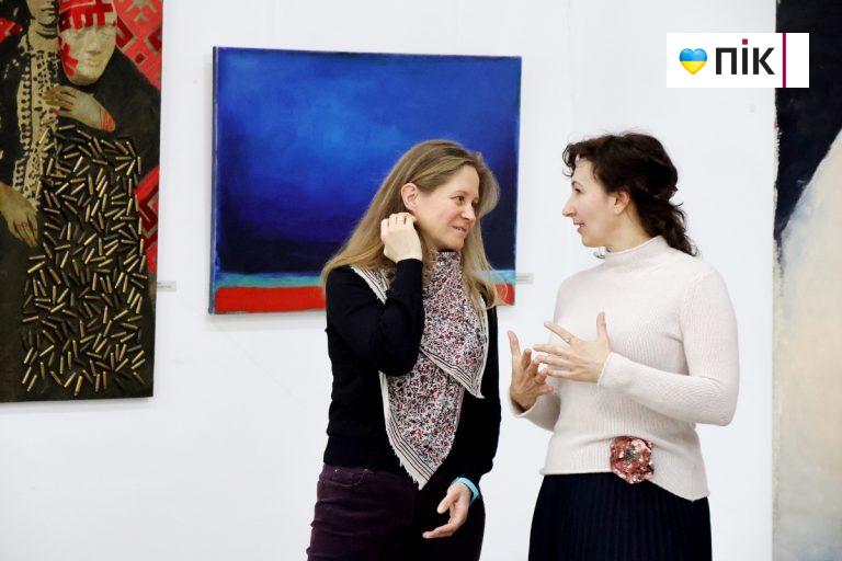 Живопис і текстиль: у Франківську відкрилась виставка "Простір" (ФОТО) 2 IMG 7631 2