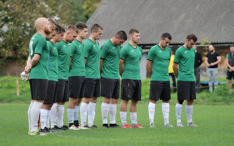 ФУТБОЛ. "Карпати" з Брошнів-Осади припиняють боротьбу в чемпіонаті області 8 karpaty