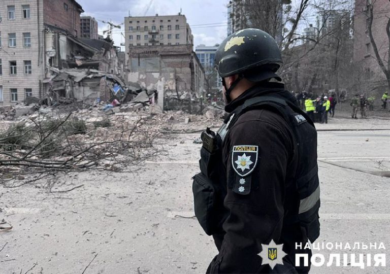Ракетна атака на Київ: що відомо (ФОТО) 7 photo1711359441